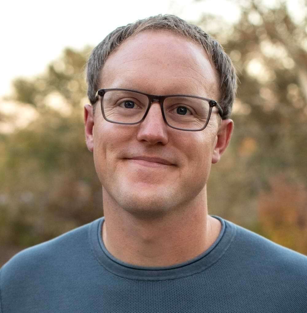 Bio headshot of Luke Templin.