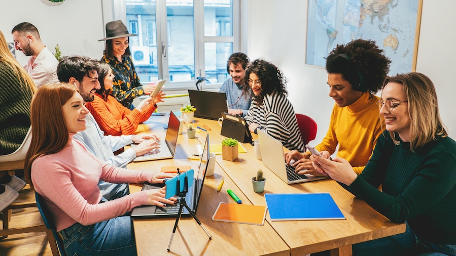 Mixing friendship and business: What women in tech can do better