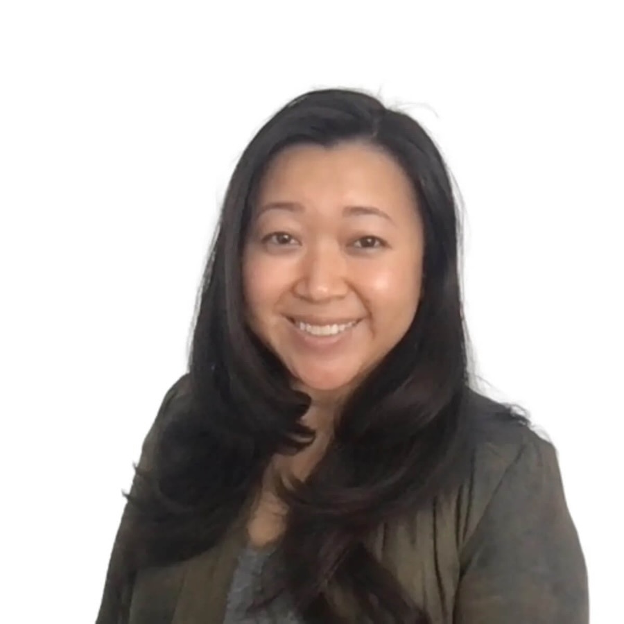 Bio picture of Jennifer Li.